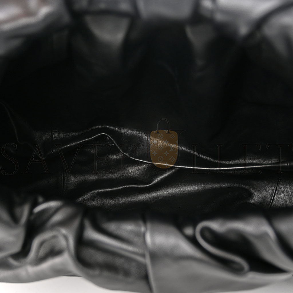 bo*te*ga Ve*ne*ta smooth butter calfskin large the shoulder pouch black (52*30*14cm)