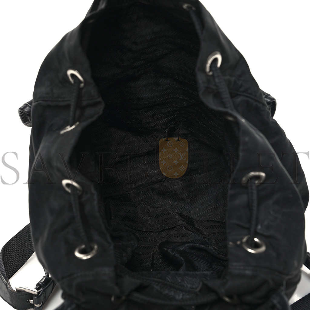 Pra*a nylon vela medium backpack black (30*29*15cm)