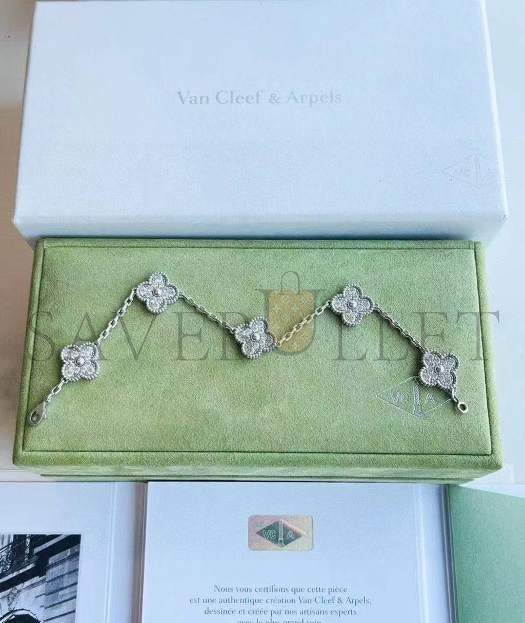 v*n cl*f arpels vintage alhambra bracelet, 5 motifs - white gold, Di*m*nd  vcara41500
