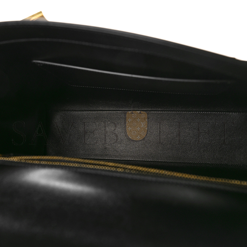 y*l manhattan in box Sa**t Lau*nt leather 7695121489995 (32*23*10.5cm)