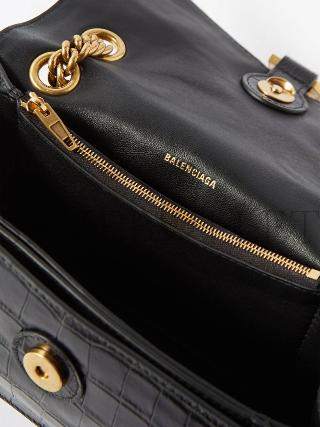 Ba*len*cia*ga black crush chain crocodile-effect leather shoulder bag matchesfashion us (25.5*16*6.4cm)