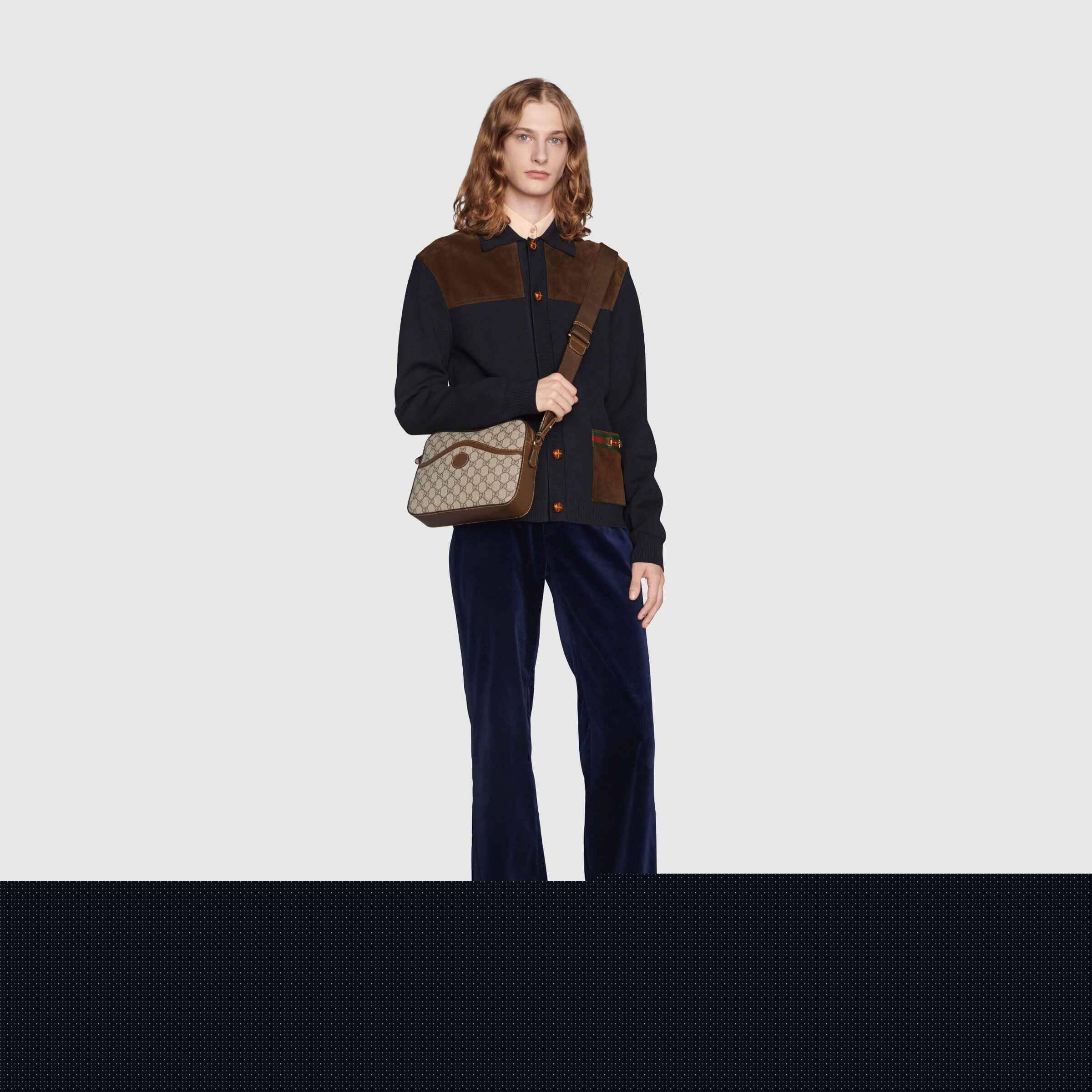 G*u*i messenger bag with interlocking&g 675891 92thg 8563  （25.5*20*6cm）