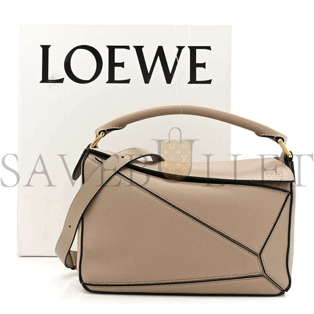 l*ew* grained calfskin small puzzle bag sand (24*16.5*10.5cm)