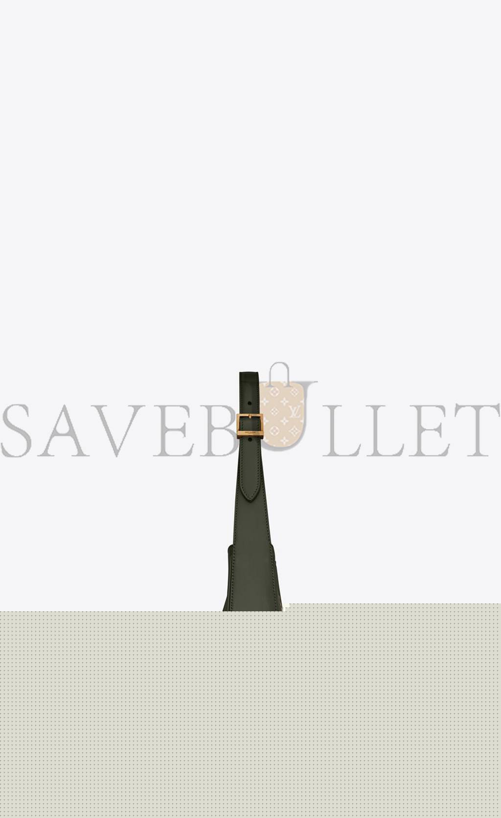 Y*L le 5 a 7 in smooth leather 6572282r20w3045 (23*16*6.5cm)