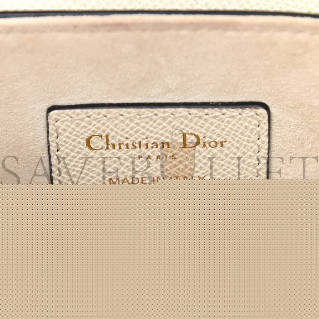 D*or grained calfskin mini saddle bag white (17*17*3.8cm)