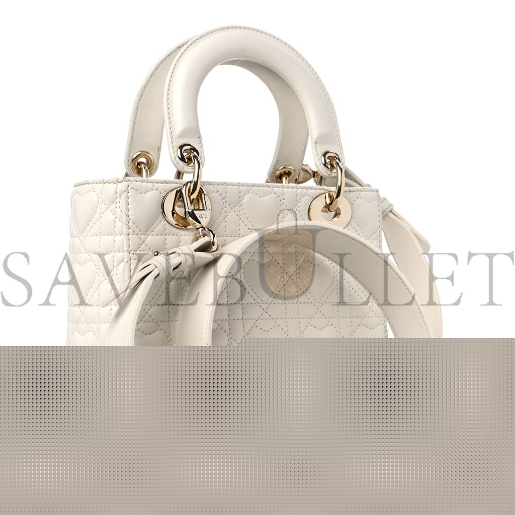 D*or lambskin cannage D*oramour heart small lady D*or white red (20*17*8.3cm)