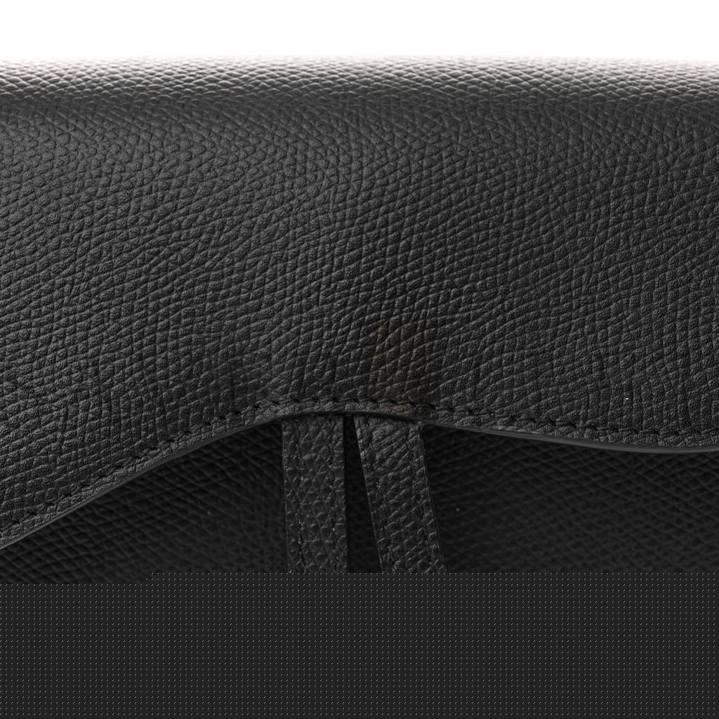 D*or grained calfskin saddle belt bag black (17*10*3.2cm)