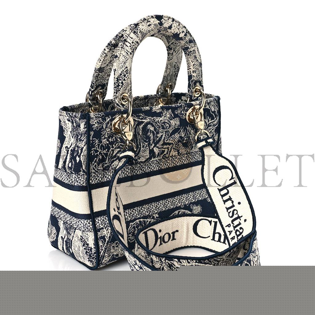 D*or toile de jouy embroidered medium lady d-lite blue (23*20*12.1cm)