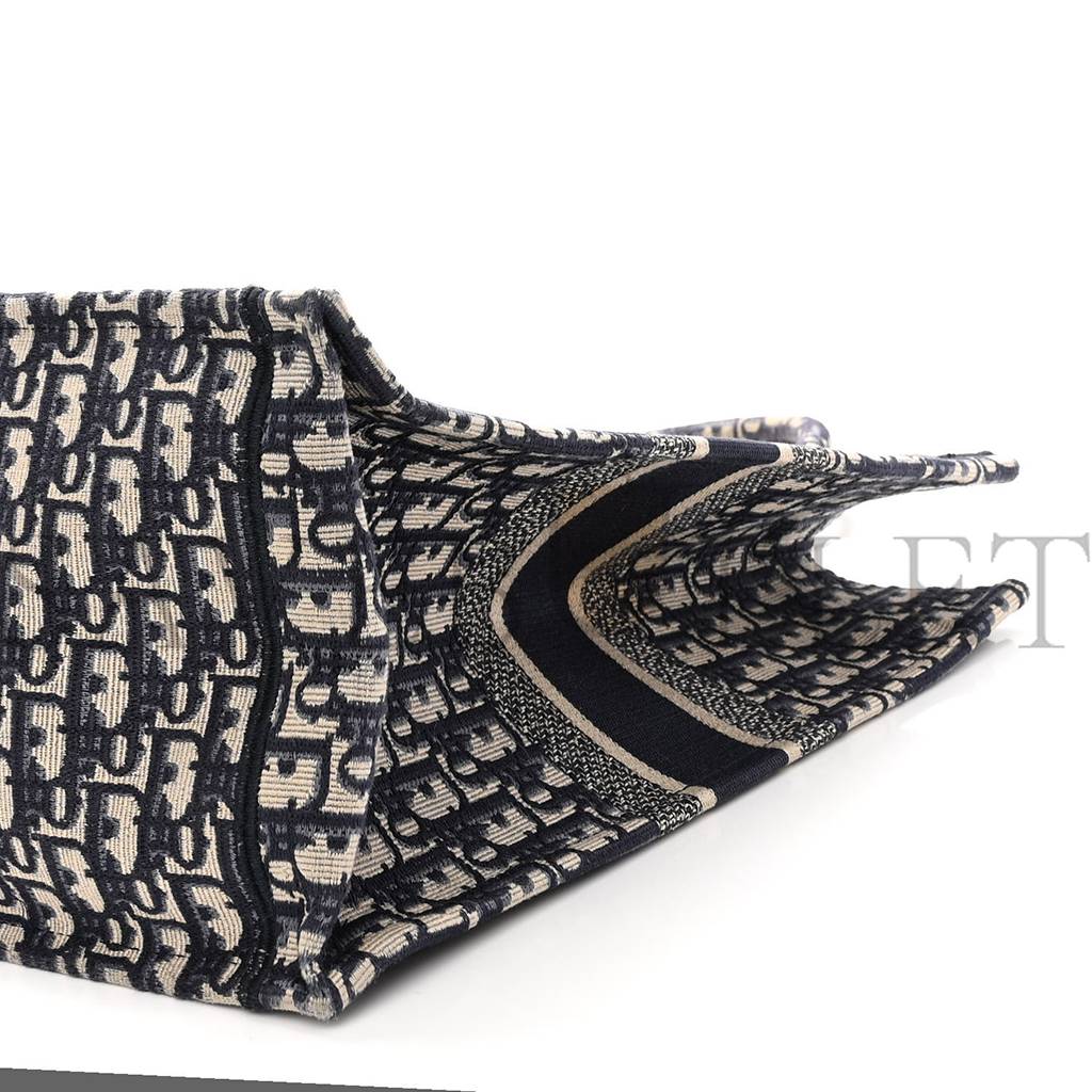 D*or oblique book tote blue multicolor (41*36*17.1cm)