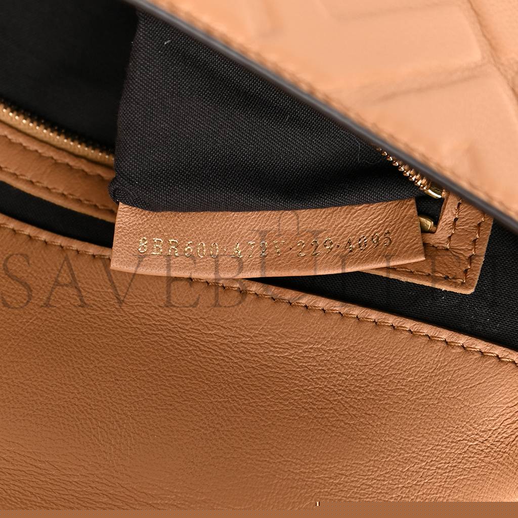 F**di nappa ff 1974 embossed baguette miele scuro (25*17*5cm)